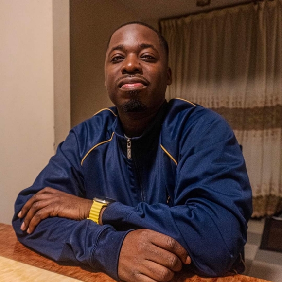 Meet your Posher, Adebayo - Picture 1 of 1